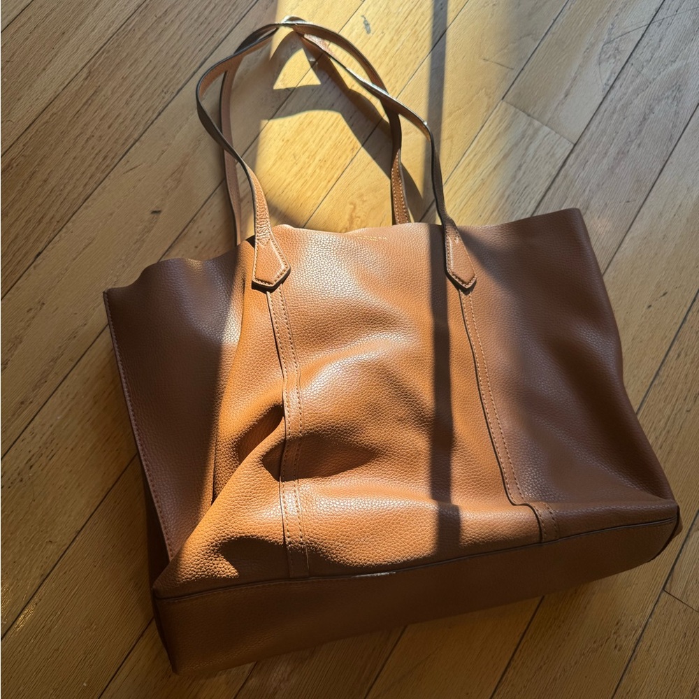 Tory Burch Perry Triple Compartment Tote Bag Leather Camel Brown🤎